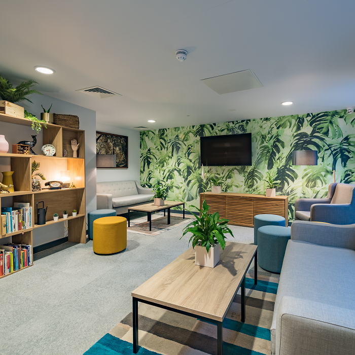 Lounge - 5050 Desktop.jpg Lounge - 5050 Desktop.jpg